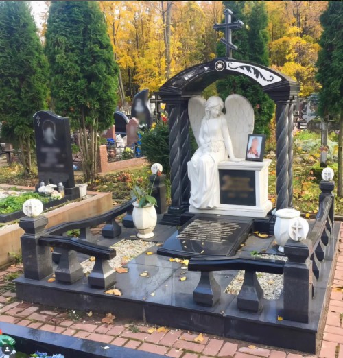 tombstone ສະບັບຂອງຈີນ Xingyan