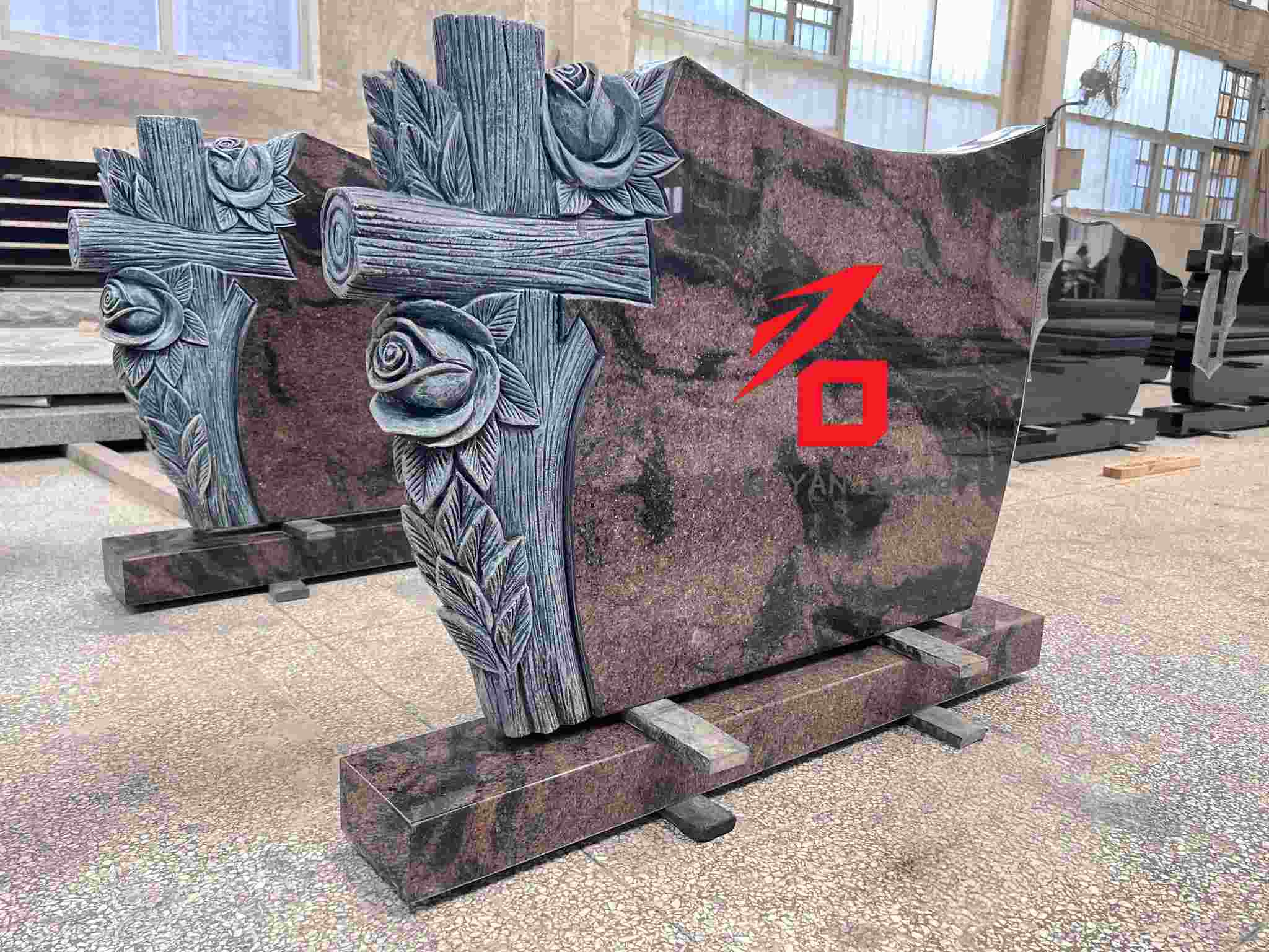 Rose ແລະ Grows Memorial Tombstone