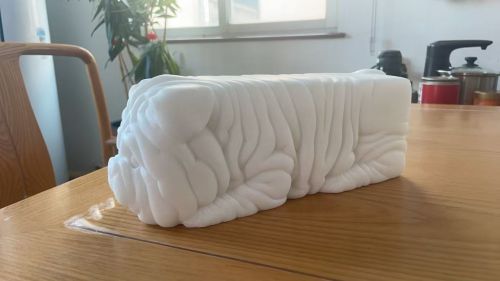 ກະດູກສັນຫຼັງ Jade Jade Pei